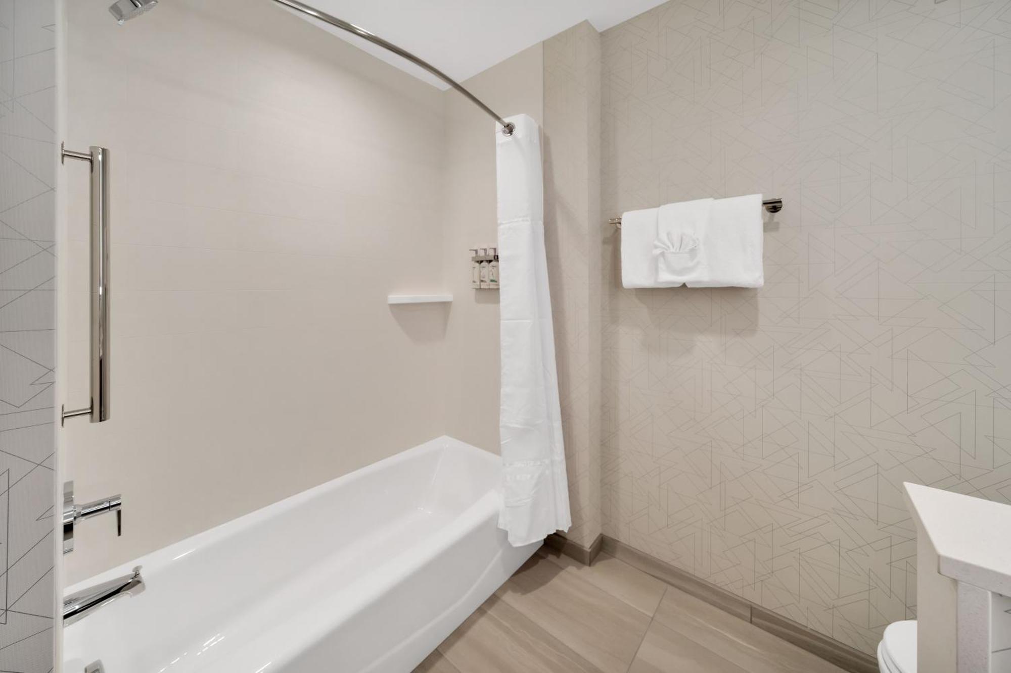 Holiday Inn Express & Suites Fort Walton Beach - Eglin Area By Ihg Exterior foto